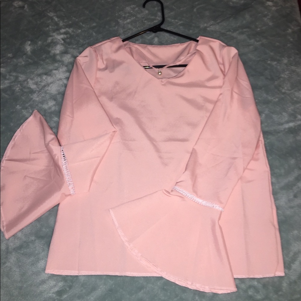 NWOT Satin blouse